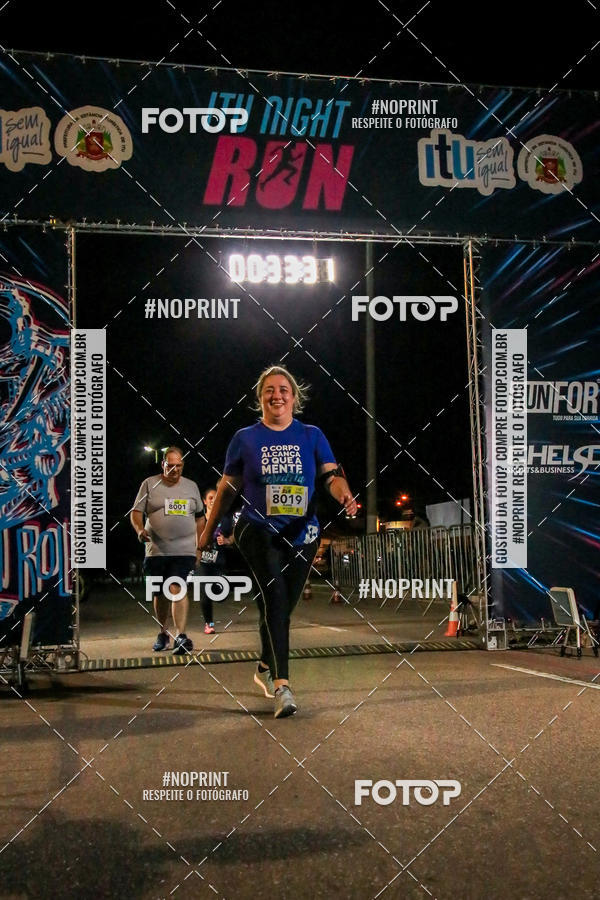 Buy your photos of the eventItu Night Run on Fotop
