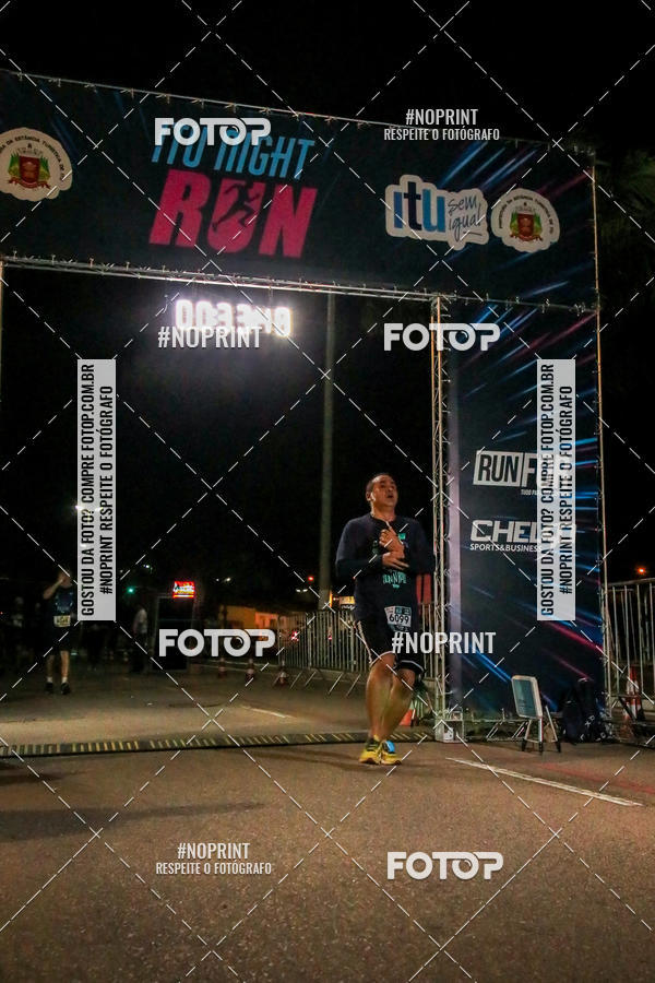 Buy your photos of the eventItu Night Run on Fotop