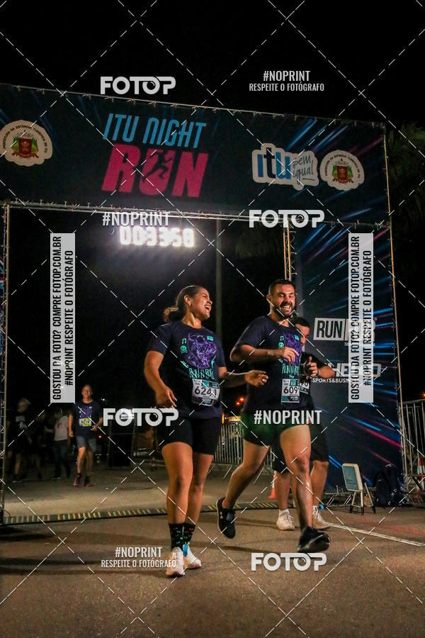 Buy your photos of the eventItu Night Run on Fotop
