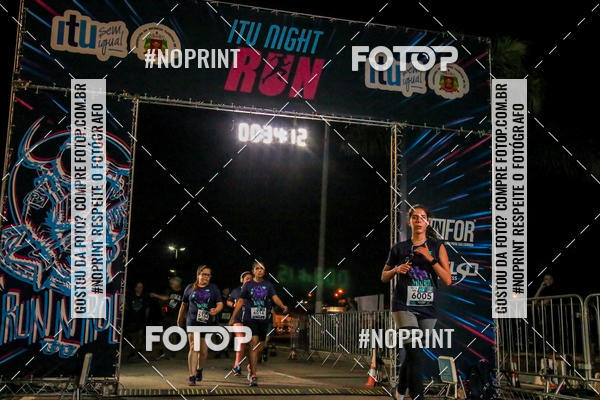 Buy your photos of the eventItu Night Run on Fotop