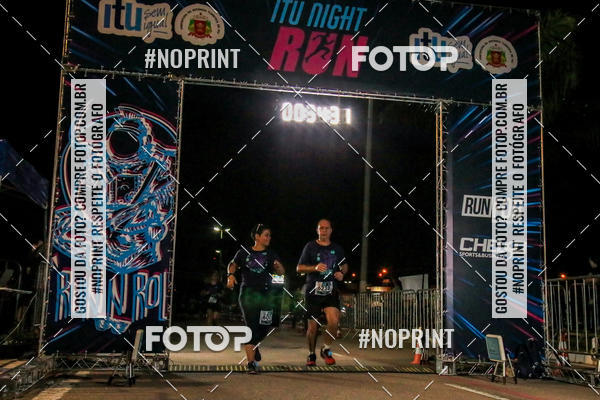 Buy your photos of the eventItu Night Run on Fotop