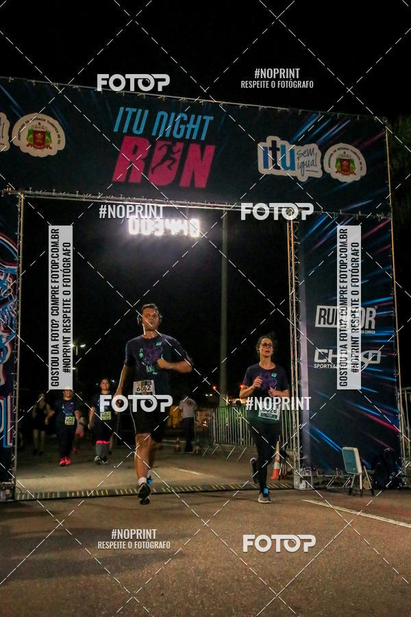 Buy your photos of the eventItu Night Run on Fotop