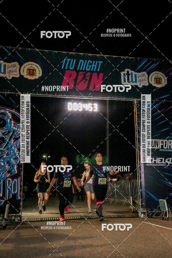 Buy your photos of the eventItu Night Run on Fotop