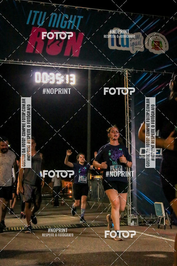 Buy your photos of the eventItu Night Run on Fotop
