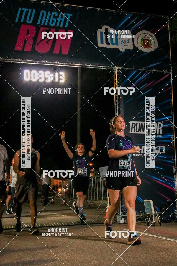 Buy your photos of the eventItu Night Run on Fotop