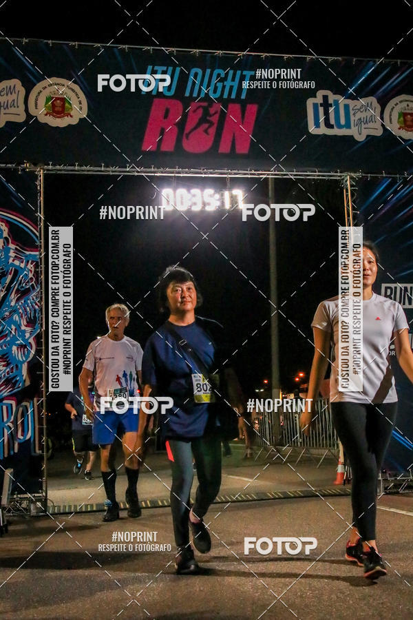 Buy your photos of the eventItu Night Run on Fotop