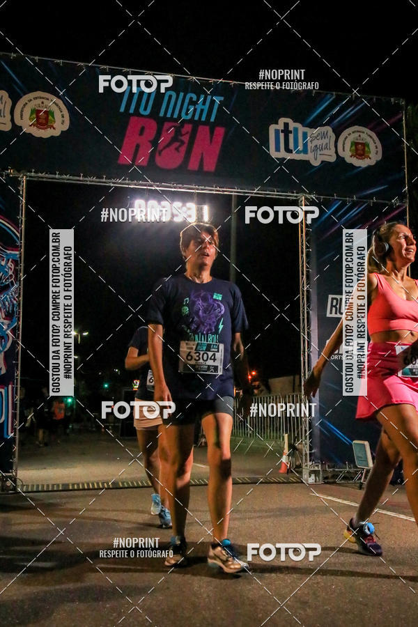 Buy your photos of the eventItu Night Run on Fotop