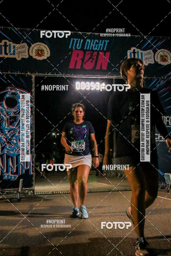 Buy your photos of the eventItu Night Run on Fotop