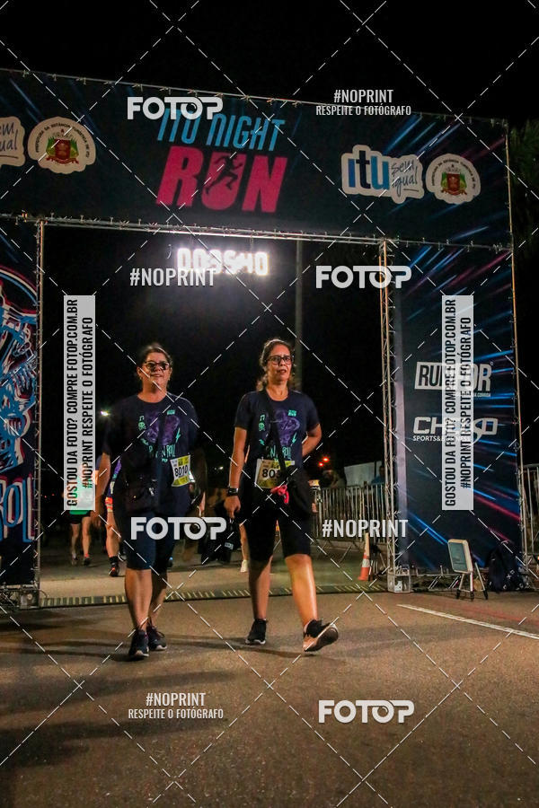 Buy your photos of the eventItu Night Run on Fotop