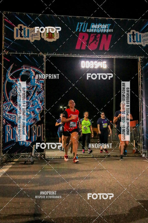 Buy your photos of the eventItu Night Run on Fotop