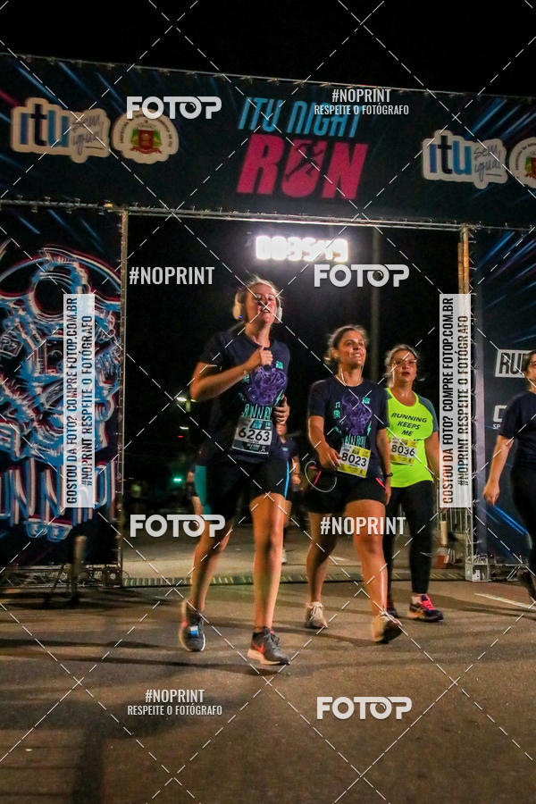 Buy your photos of the eventItu Night Run on Fotop