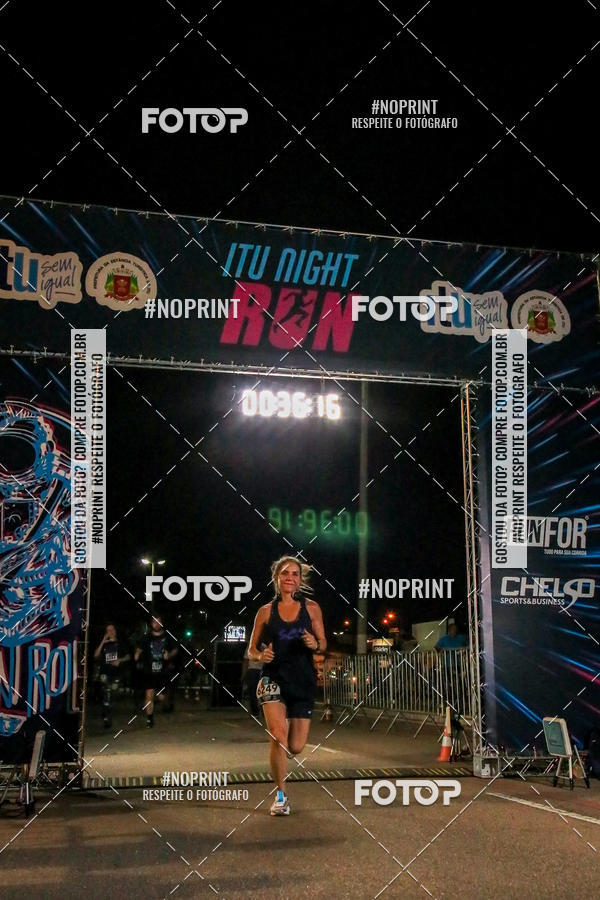 Buy your photos of the eventItu Night Run on Fotop