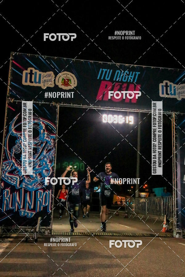 Buy your photos of the eventItu Night Run on Fotop