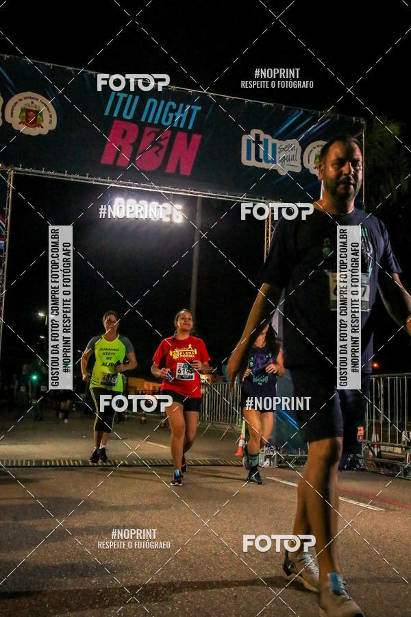 Buy your photos of the eventItu Night Run on Fotop