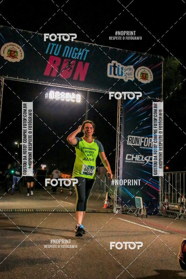 Buy your photos of the eventItu Night Run on Fotop