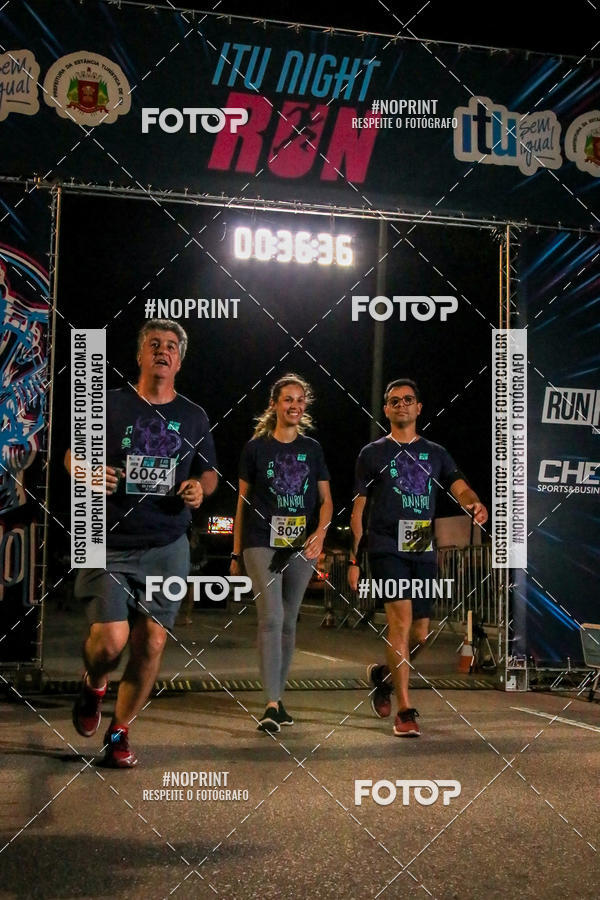 Buy your photos of the eventItu Night Run on Fotop