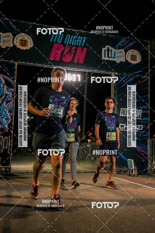 Buy your photos of the eventItu Night Run on Fotop