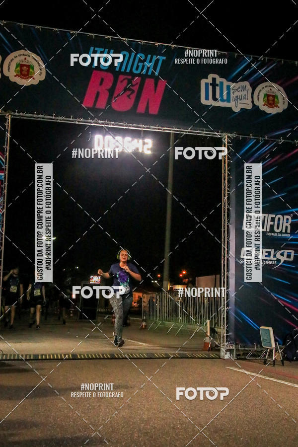 Buy your photos of the eventItu Night Run on Fotop