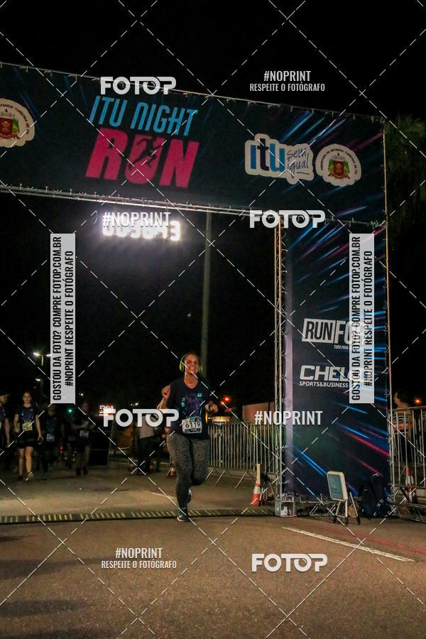 Buy your photos of the eventItu Night Run on Fotop