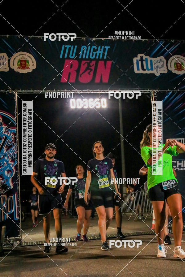 Buy your photos of the eventItu Night Run on Fotop