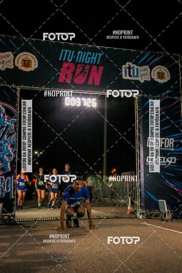 Buy your photos of the eventItu Night Run on Fotop