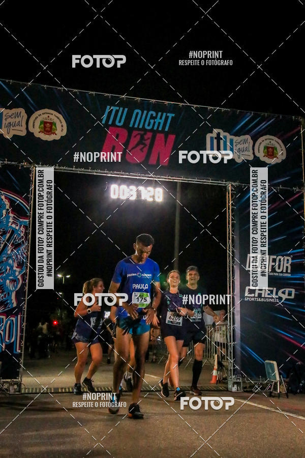 Buy your photos of the eventItu Night Run on Fotop