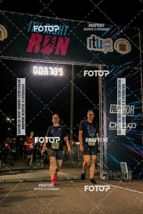 Buy your photos of the eventItu Night Run on Fotop
