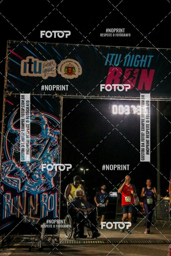 Buy your photos of the eventItu Night Run on Fotop