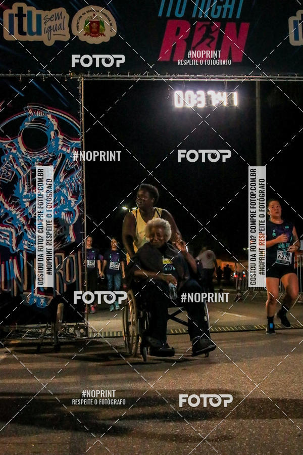 Buy your photos of the eventItu Night Run on Fotop