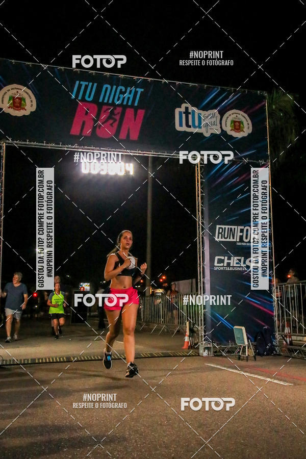 Buy your photos of the eventItu Night Run on Fotop