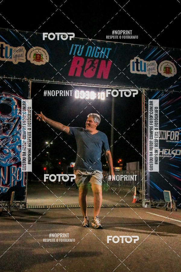 Buy your photos of the eventItu Night Run on Fotop