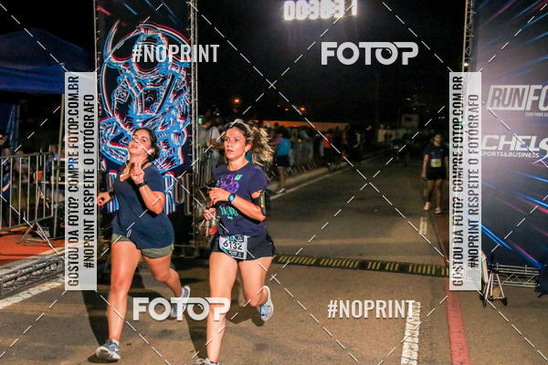 Buy your photos of the eventItu Night Run on Fotop