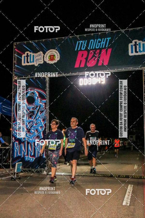Buy your photos of the eventItu Night Run on Fotop
