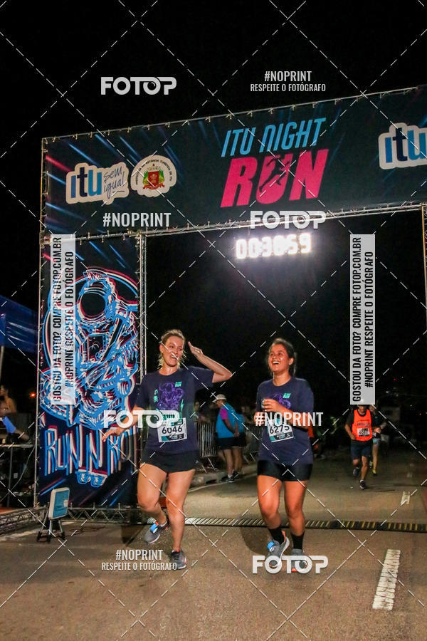 Buy your photos of the eventItu Night Run on Fotop