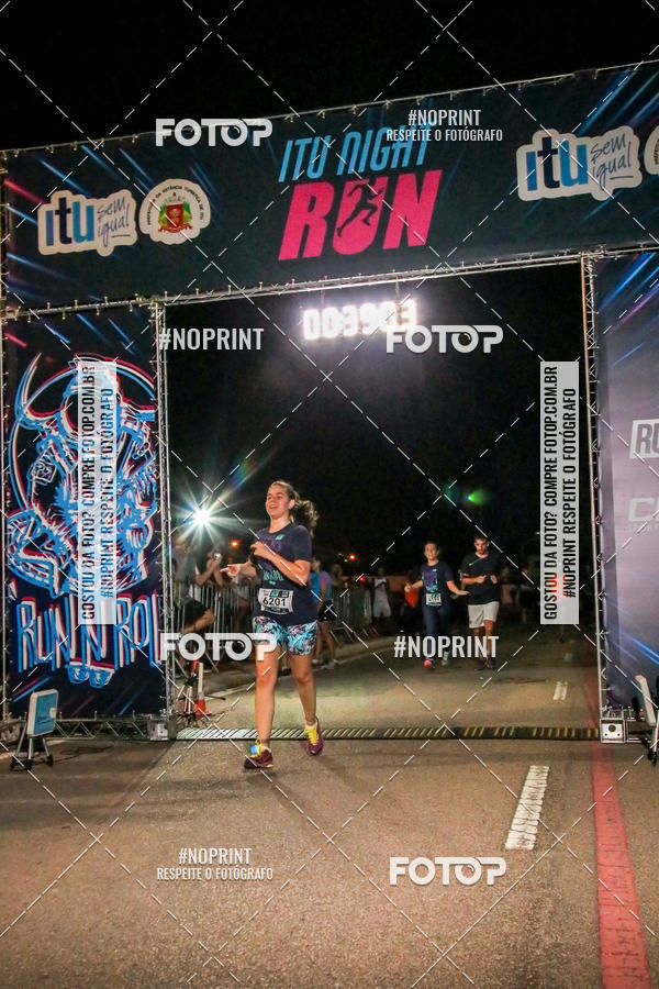Buy your photos of the eventItu Night Run on Fotop