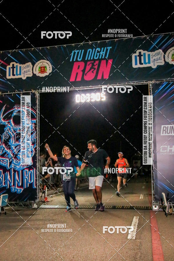 Buy your photos of the eventItu Night Run on Fotop