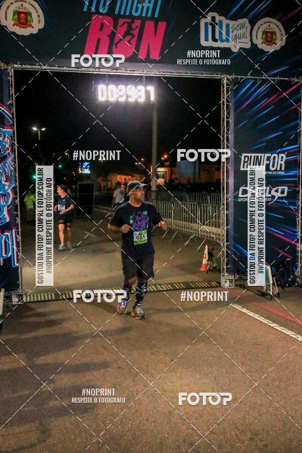 Buy your photos of the eventItu Night Run on Fotop