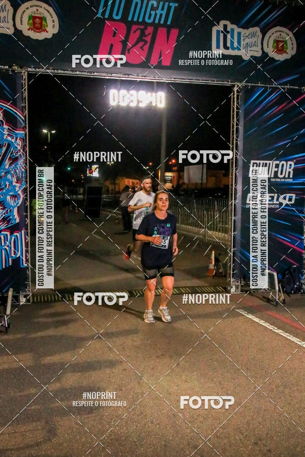 Buy your photos of the eventItu Night Run on Fotop