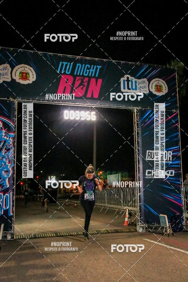 Buy your photos of the eventItu Night Run on Fotop