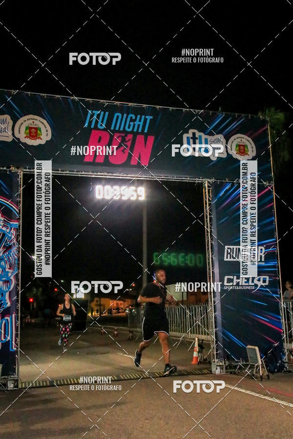 Buy your photos of the eventItu Night Run on Fotop