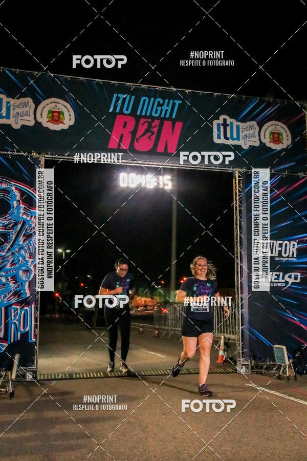 Buy your photos of the eventItu Night Run on Fotop