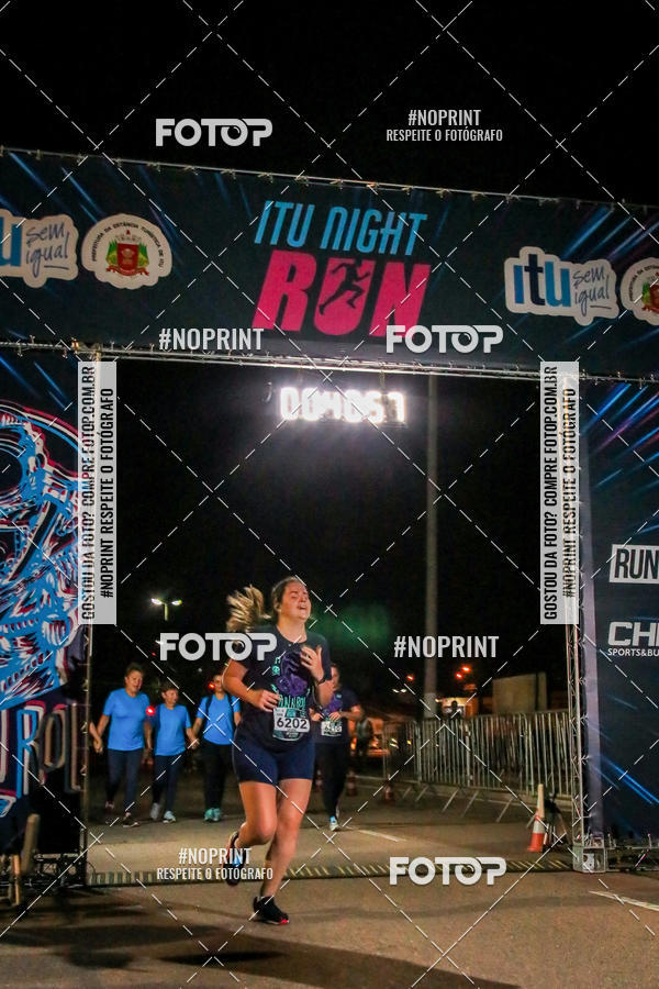 Buy your photos of the eventItu Night Run on Fotop