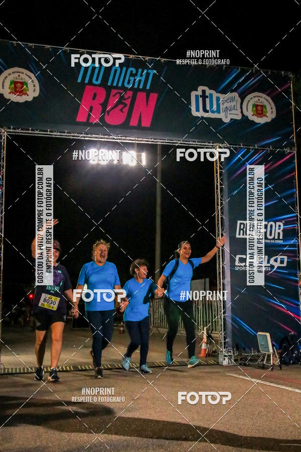 Buy your photos of the eventItu Night Run on Fotop