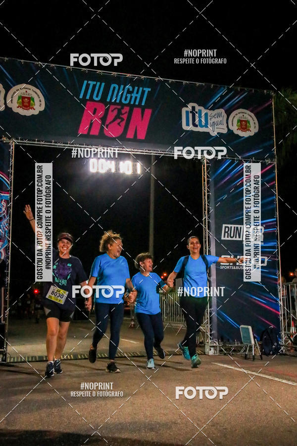 Buy your photos of the eventItu Night Run on Fotop