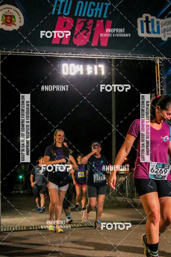 Buy your photos of the eventItu Night Run on Fotop