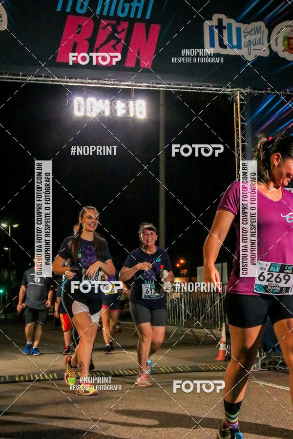 Buy your photos of the eventItu Night Run on Fotop