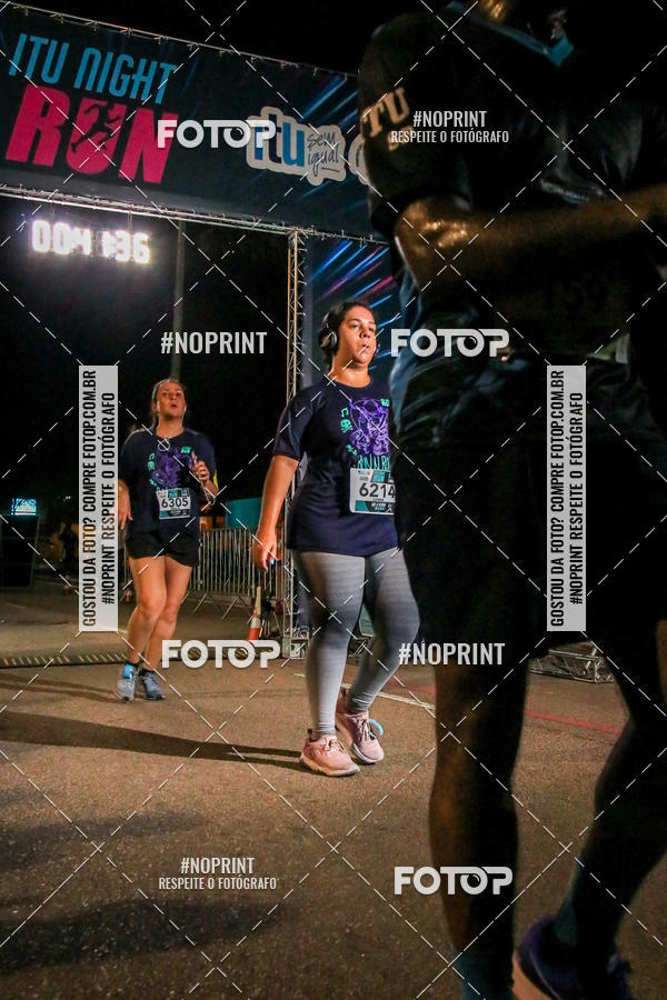 Buy your photos of the eventItu Night Run on Fotop