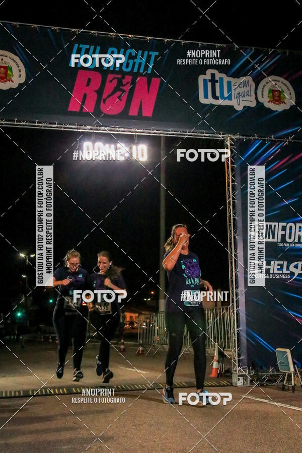 Buy your photos of the eventItu Night Run on Fotop