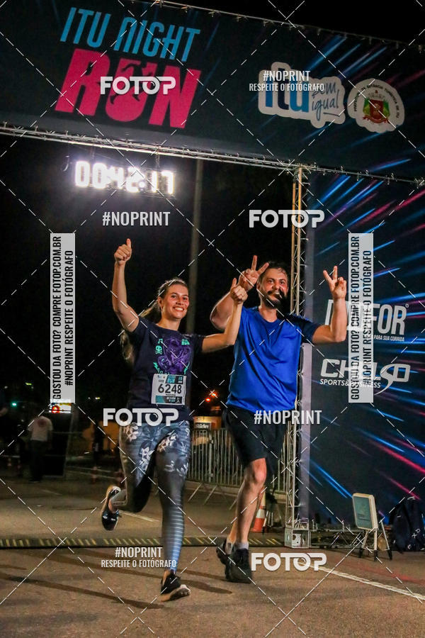 Buy your photos of the eventItu Night Run on Fotop