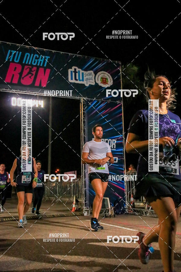 Buy your photos of the eventItu Night Run on Fotop